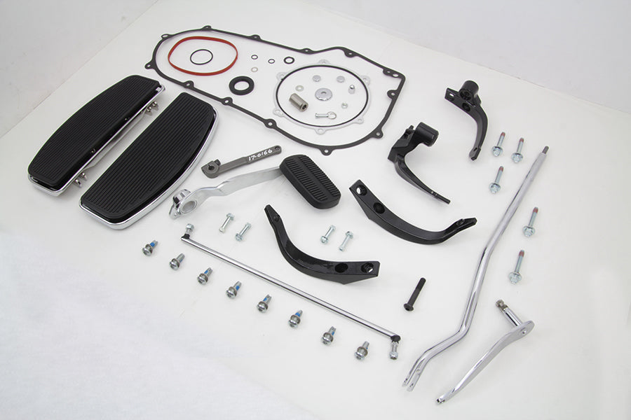 Wyatt Gatling Driver Footboard Kit with Black Brackets 2006 / 2016 FXD 2006 / 2013 FXDL 2006 / 2017 FXDC 2006 / 2008 FXDWG 2012 / 2017 FLD 2017 / 2017 FXDBP 2006 / 2017 FXD