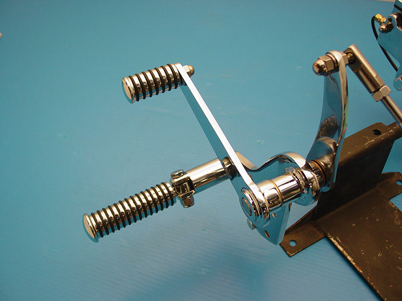 Forward Control Kit Chrome 0 /  Custom application0 /  Custom application