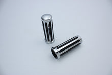 Load image into Gallery viewer, Rail Style Grip Set 1974 / 1984 FL 1974 / 1984 FX 1974 / UP XL 1984 / 2015 FXST 1986 / 2015 FLST 1982 / 1994 FXR 1982 / 1994 FXR 1991 / 2017 FXD 1979 / 2007 FLT 1979 / 2007 FLT