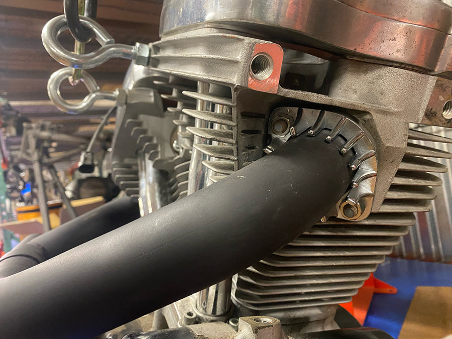 Finned Exhaust Port Flange Kit 1984 / 2017 FXST 1984 / 2016 FLT 1984 / 1994 FXR 1986 / 2017 FLST 1991 / 2017 FXD 1986 / UP XL