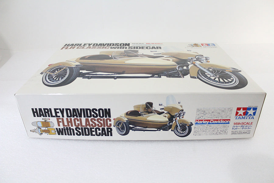 1978 FLH Big Scale Display Model 0 /  All models