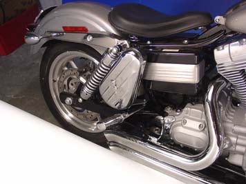 Tool Box and Mount Kit Right Side Chrome 2006 / 2017 FXD 2006 / 2017 FXDWG