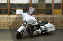 Load image into Gallery viewer, V-Stream Clear Windshield 1996 / 2013 FLHT 2006 / 2013 FLHX 1996 / 2013 FLHTC 1996 / 2013 FLHTK 1996 / 2013 FLHTCU 2009 / 2013 FLHTCUTG 2010 / 2011 FLHXXX